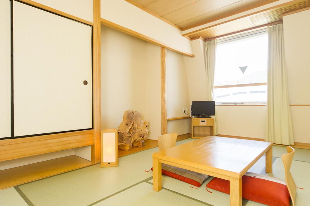 Hotel Hiroshima Sunplaza Extérieur photo