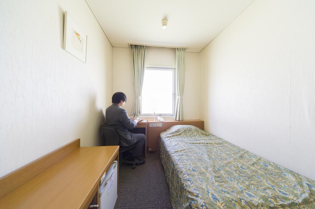 Hotel Hiroshima Sunplaza Chambre photo